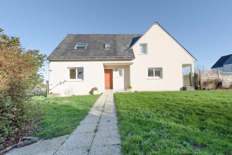 PENN AR ROZ - Grande maison familiale proche mer House in Saint-Pabu