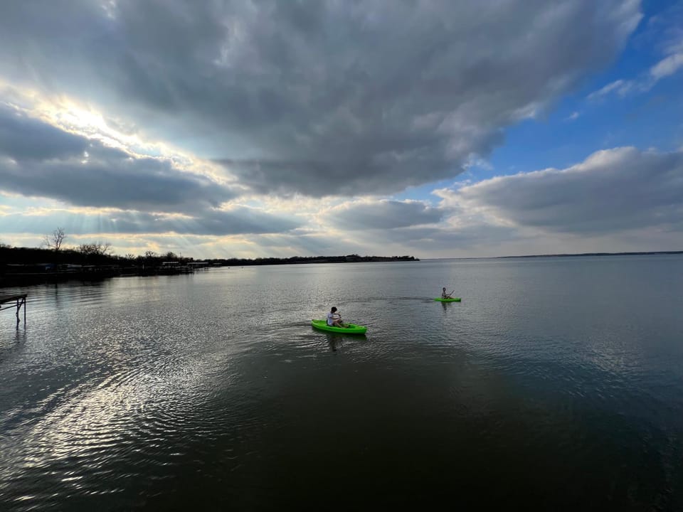 Activities, Canoeing, Lake view
