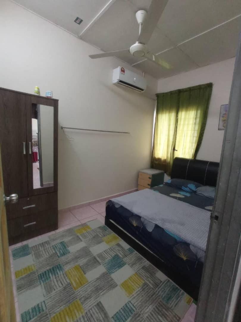 Rizki Homestay House in Penang