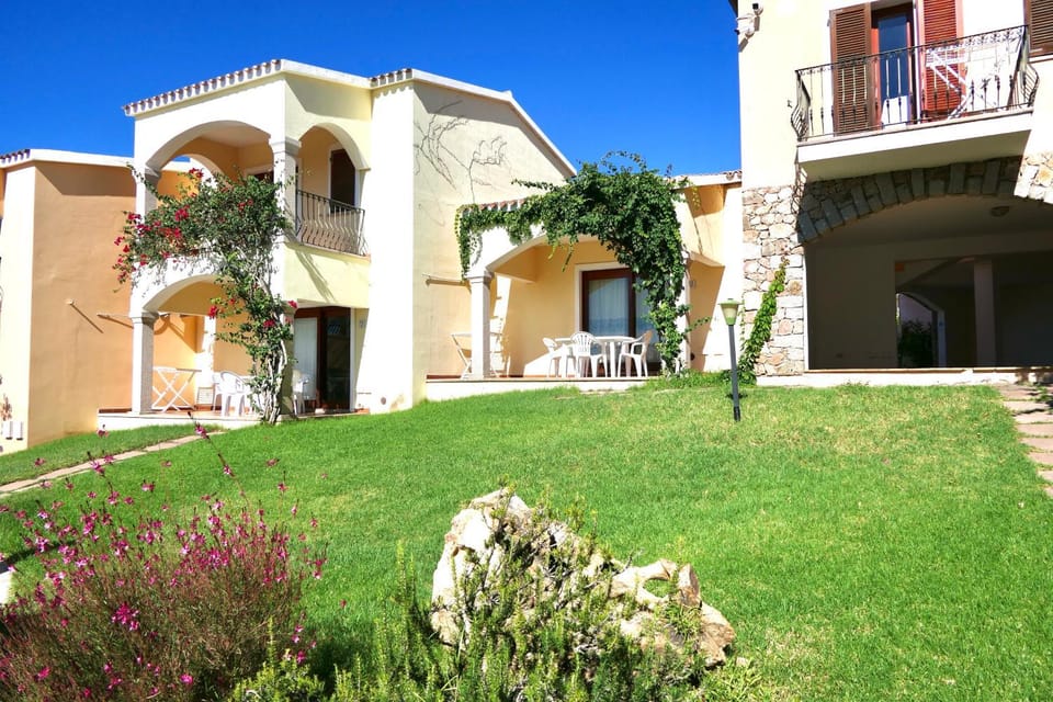 Patio, Garden, Balcony/Terrace