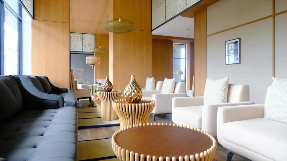 Lobby or reception, Seating area, sunbed