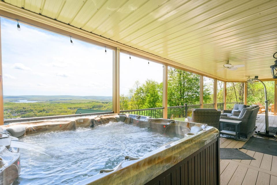 La Bella Vita House in Deep Creek Lake