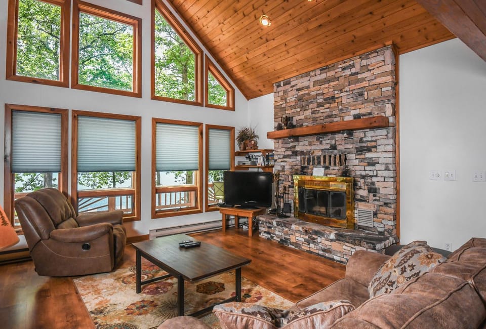 Over the Rainbow House in Deep Creek Lake