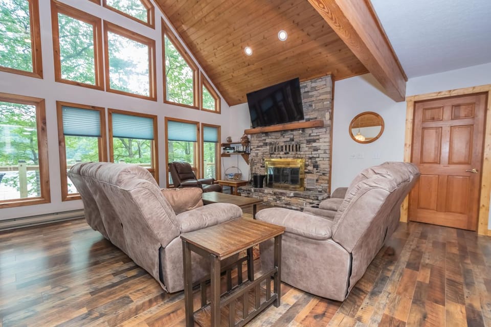 Over the Rainbow House in Deep Creek Lake