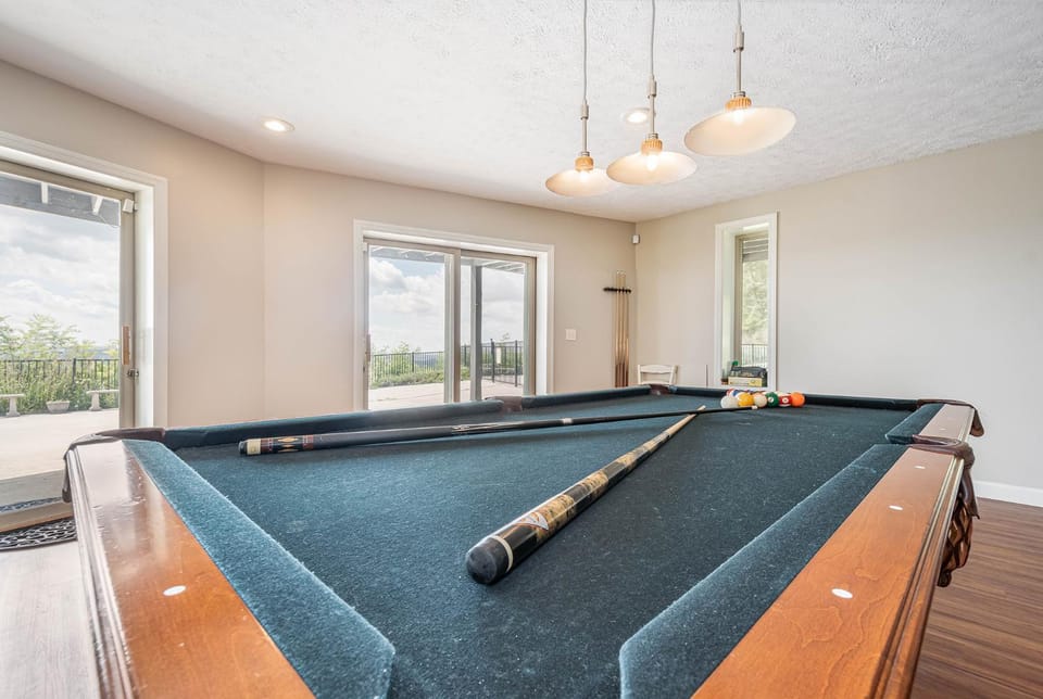 Billiard, Game Room, View (from property/room)