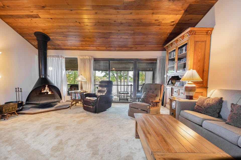 Balcony/Terrace, Living room, Seating area, Garden view, fireplace, furniture