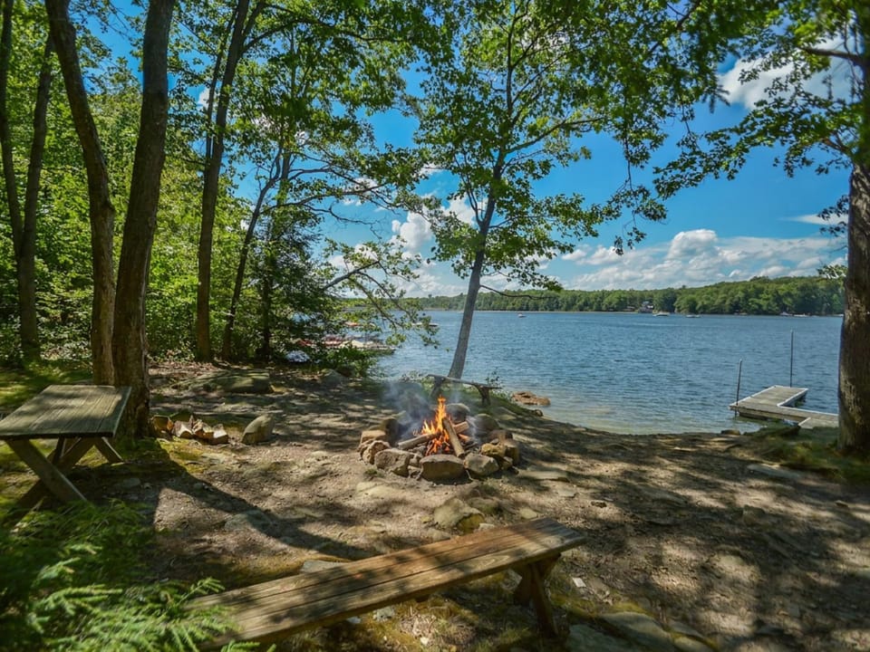 Innisfree House in Deep Creek Lake