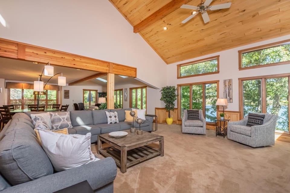 Living room, Seating area, Garden view, Lake view, furniture