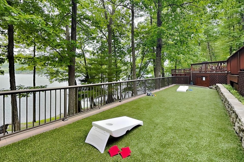 Natural landscape, Garden, Lake view, Sports