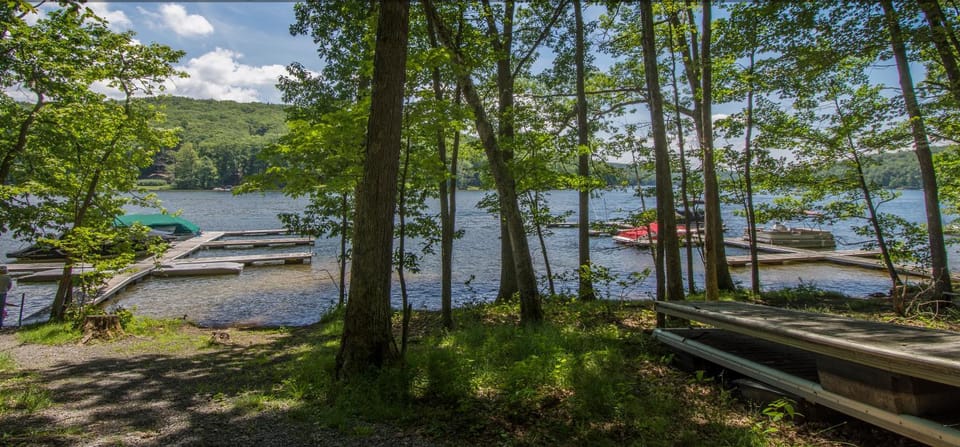 Hawk Mountain House in Deep Creek Lake