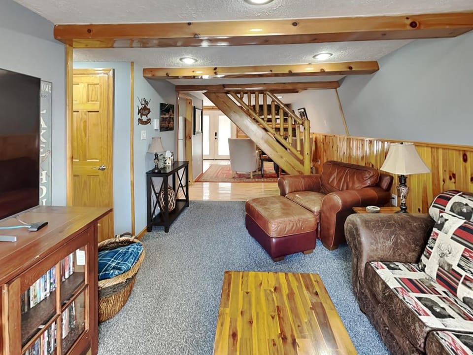 Owls Retreat House in Garrett County