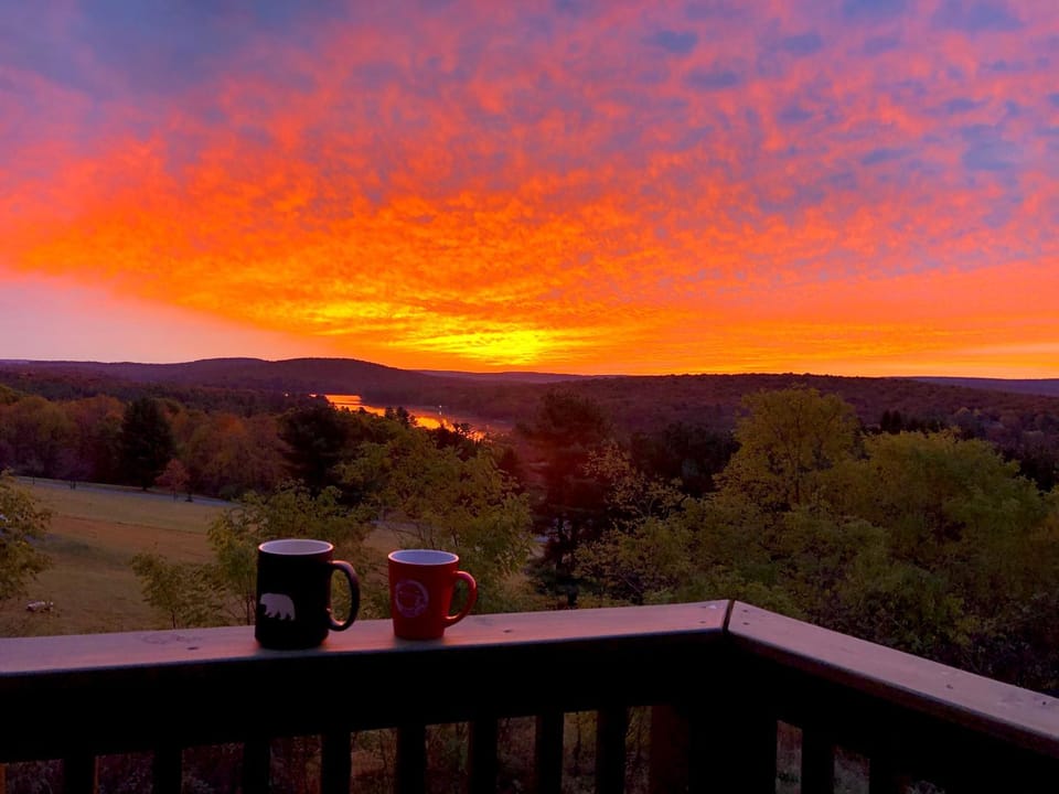 Natural landscape, View (from property/room), Balcony/Terrace, Mountain view, Sunset