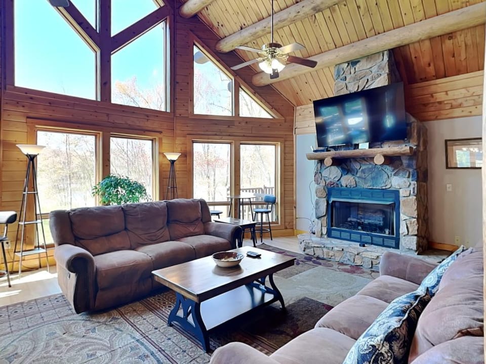 Hearts Desire House in McHenry