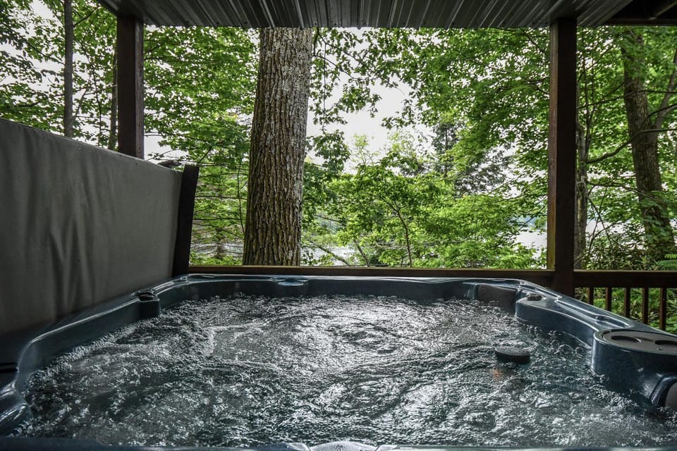 Natural landscape, Hot Tub, Balcony/Terrace, Garden view, Lake view