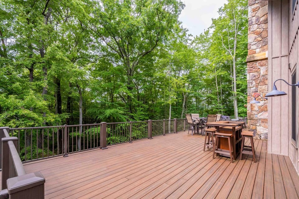 Patio, Balcony/Terrace, Seating area, Garden view, furniture