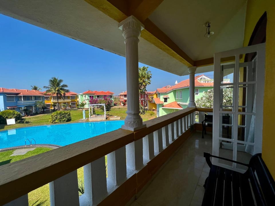 Balcony/Terrace, Pool view