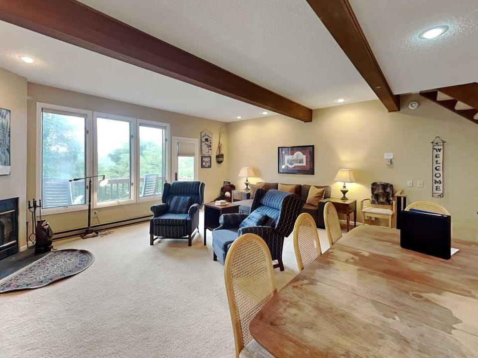 Living room, Seating area, Garden view, fireplace, furniture