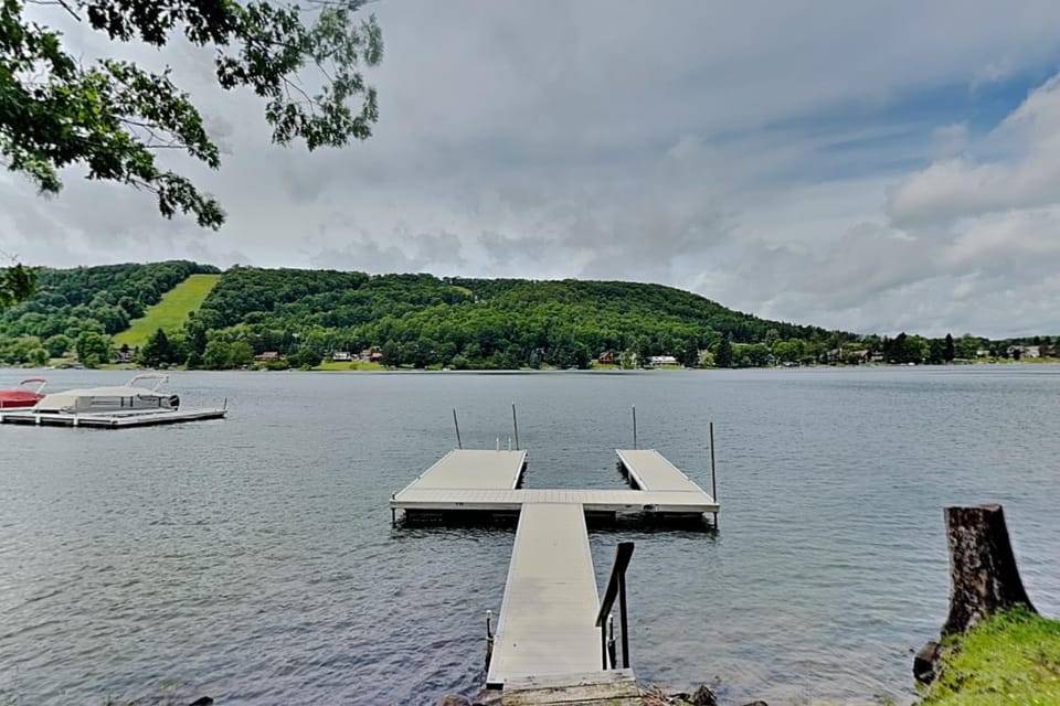 Natural landscape, Skiing, Garden view, Lake view