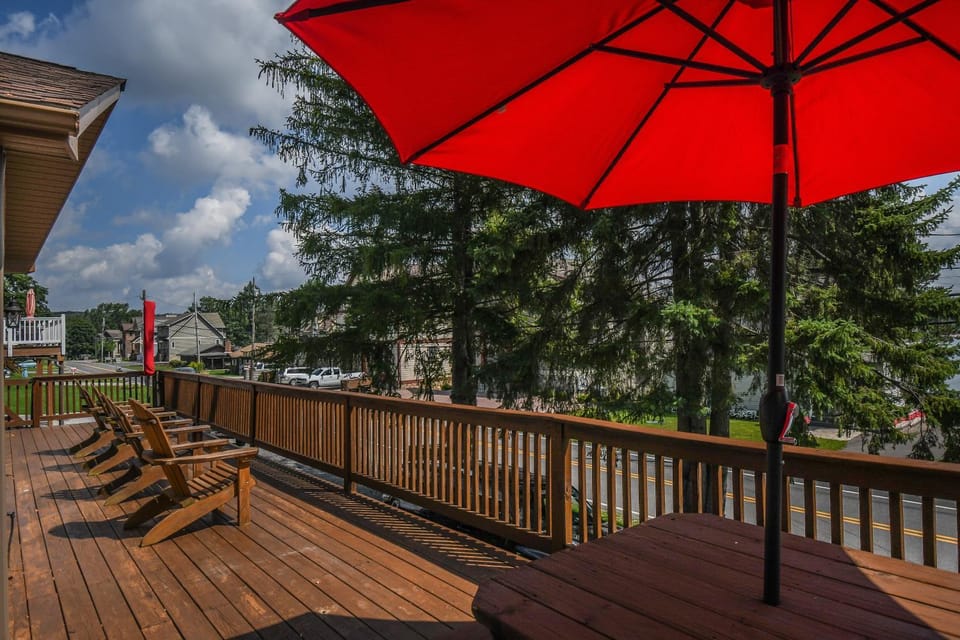 Patio, Neighbourhood, Balcony/Terrace, Seating area
