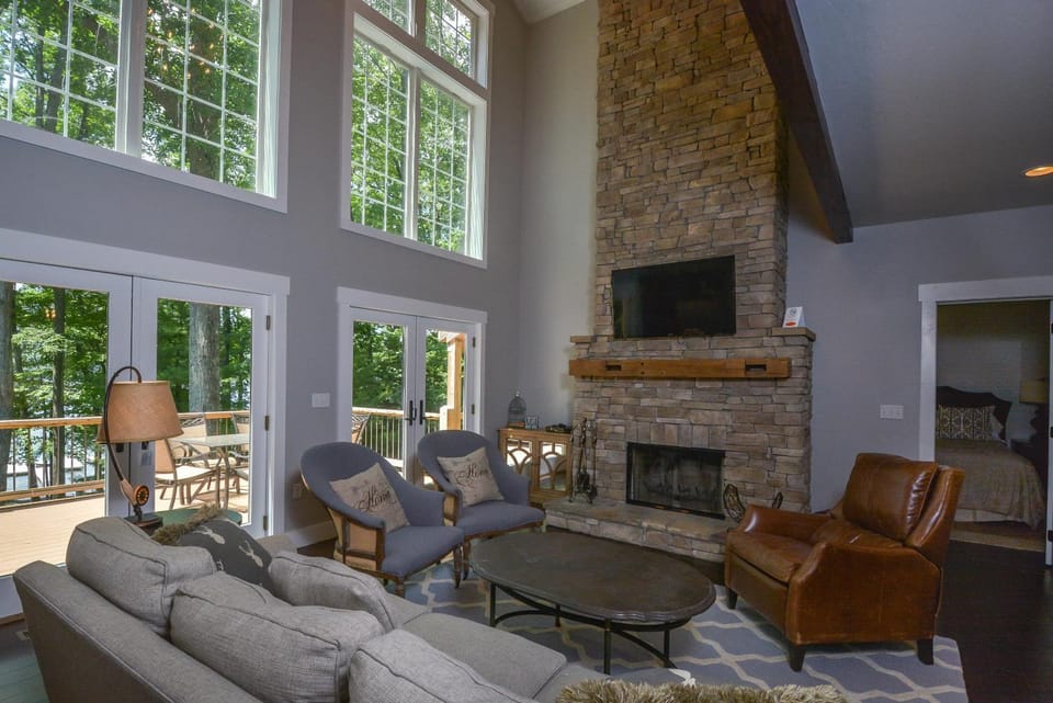 TV and multimedia, Balcony/Terrace, Living room, Seating area, Garden view, fireplace, furniture