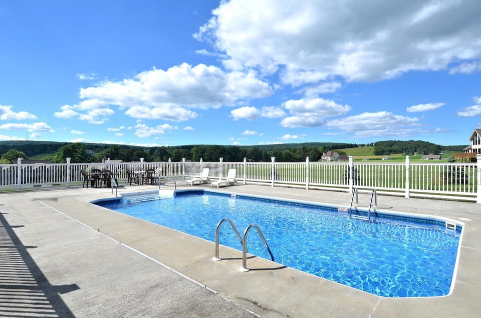 Natural landscape, Garden, Seating area, Garden view, Swimming pool