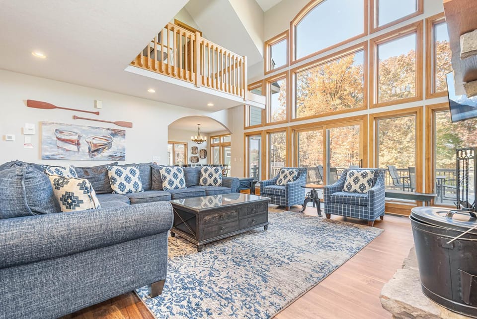 Living room, Seating area, Garden view, furniture