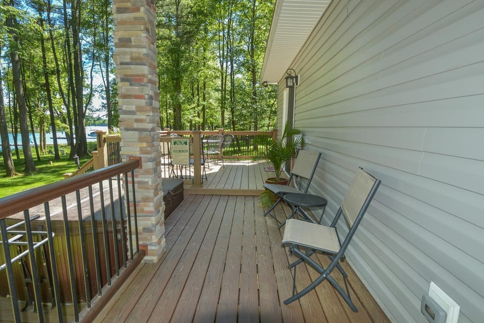 Patio, Natural landscape, Garden, Seating area, Garden view, Lake view