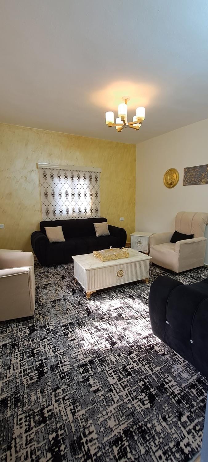Living room, Photo of the whole room, Seating area