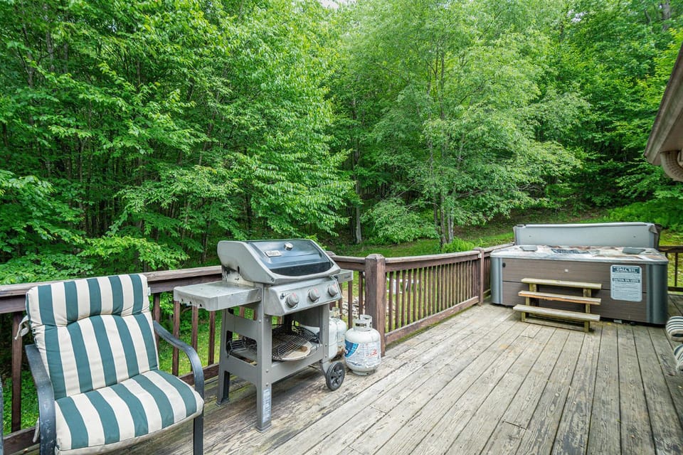 Patio, BBQ facilities, Garden, Hot Tub, Balcony/Terrace, Seating area, Garden view