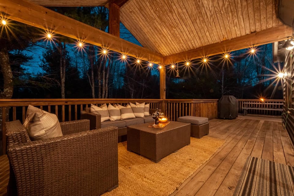 Patio, Seating area, Garden view, furniture
