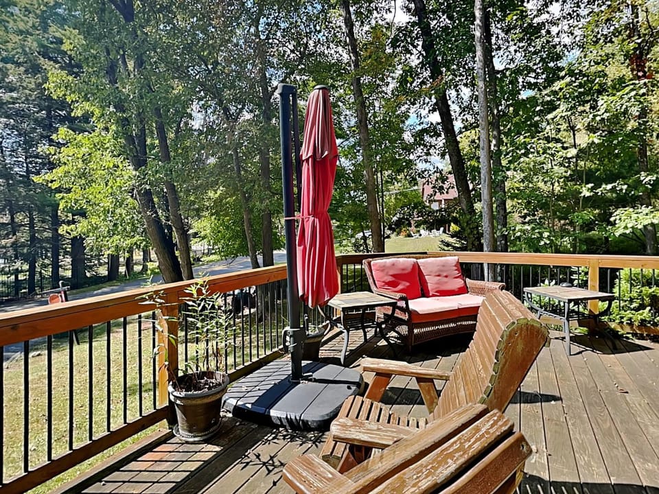 Mountain Escape House in Deep Creek Lake