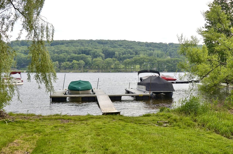 Natural landscape, Garden view, Lake view