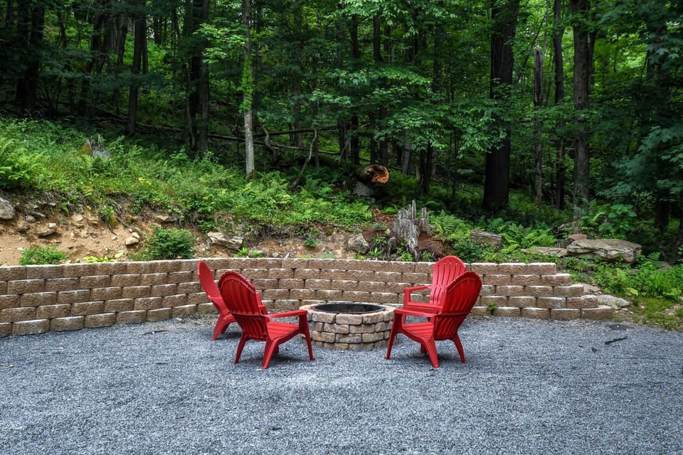 LakeStar Chalet House in Deep Creek Lake