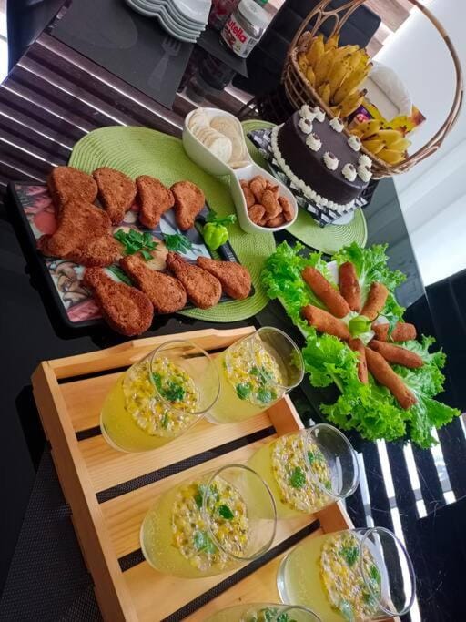 Food and drinks, Food