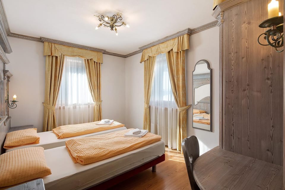 Property building, Living room, Bedroom