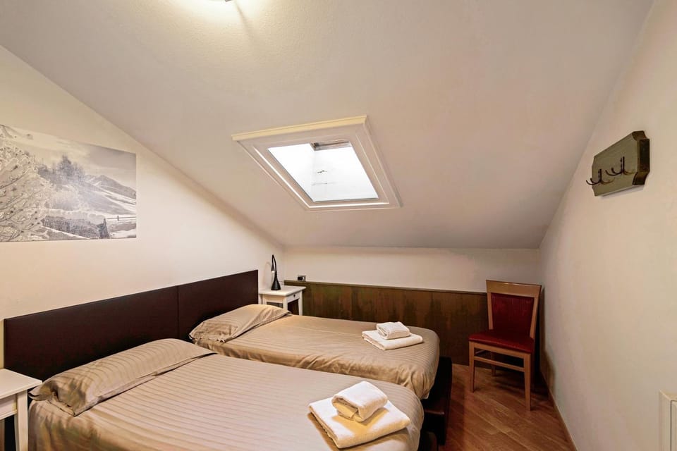 Property building, Living room, Bedroom