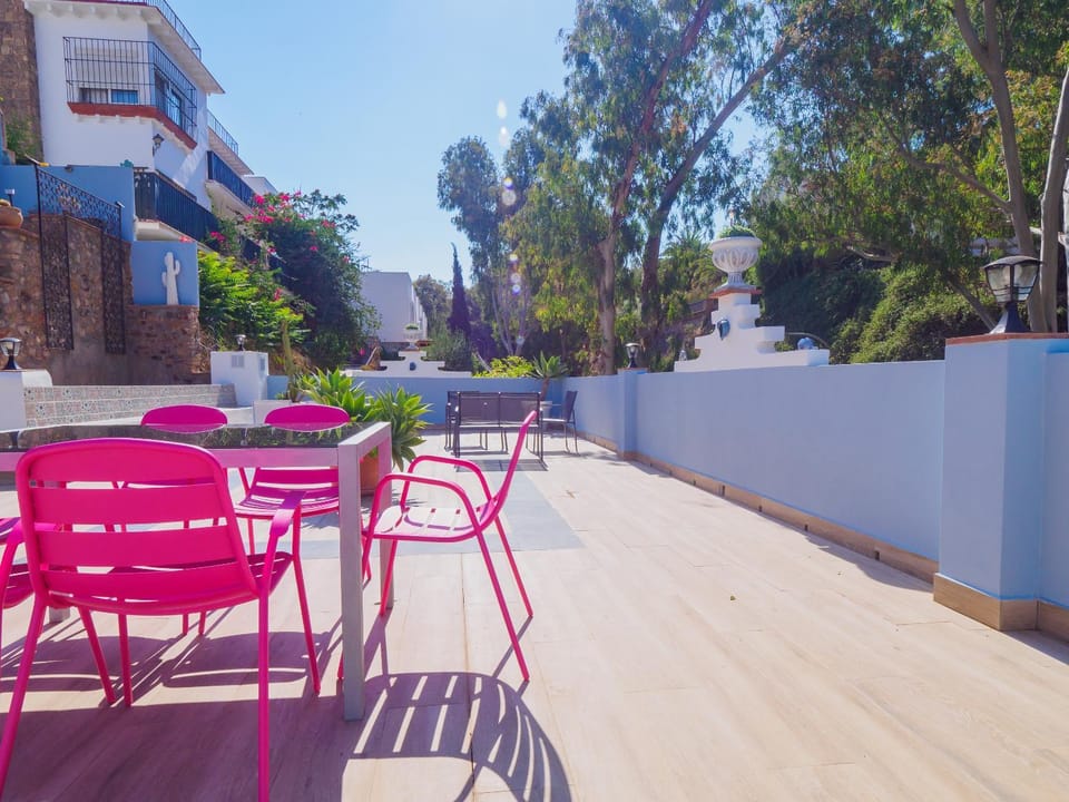 Day, View (from property/room), Balcony/Terrace, Dining area