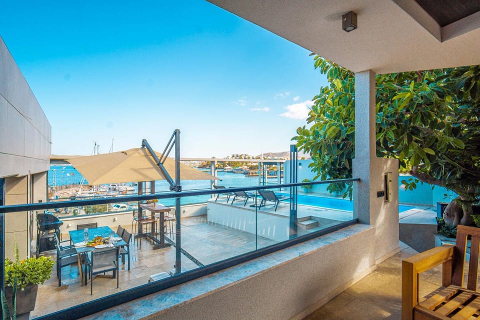 Property building, Patio, Day, Natural landscape, View (from property/room), Balcony/Terrace, Seating area, Dining area, Pool view, Swimming pool, sunbed