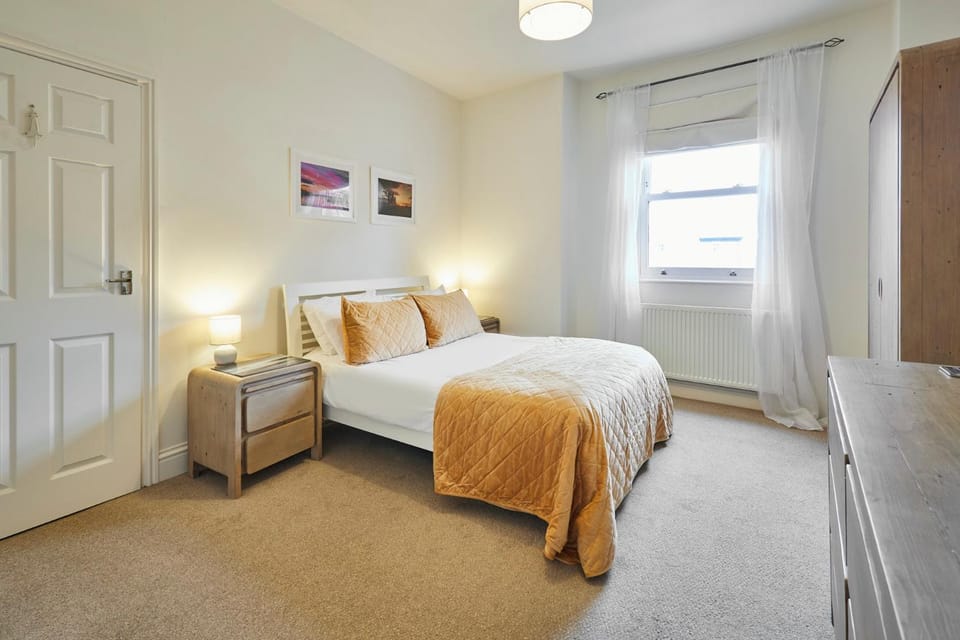 Bed, Bedroom, wardrobe