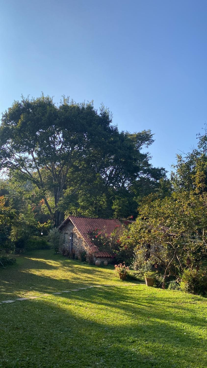 Pousada Flor de Íris Bed and Breakfast in State of Rio de Janeiro