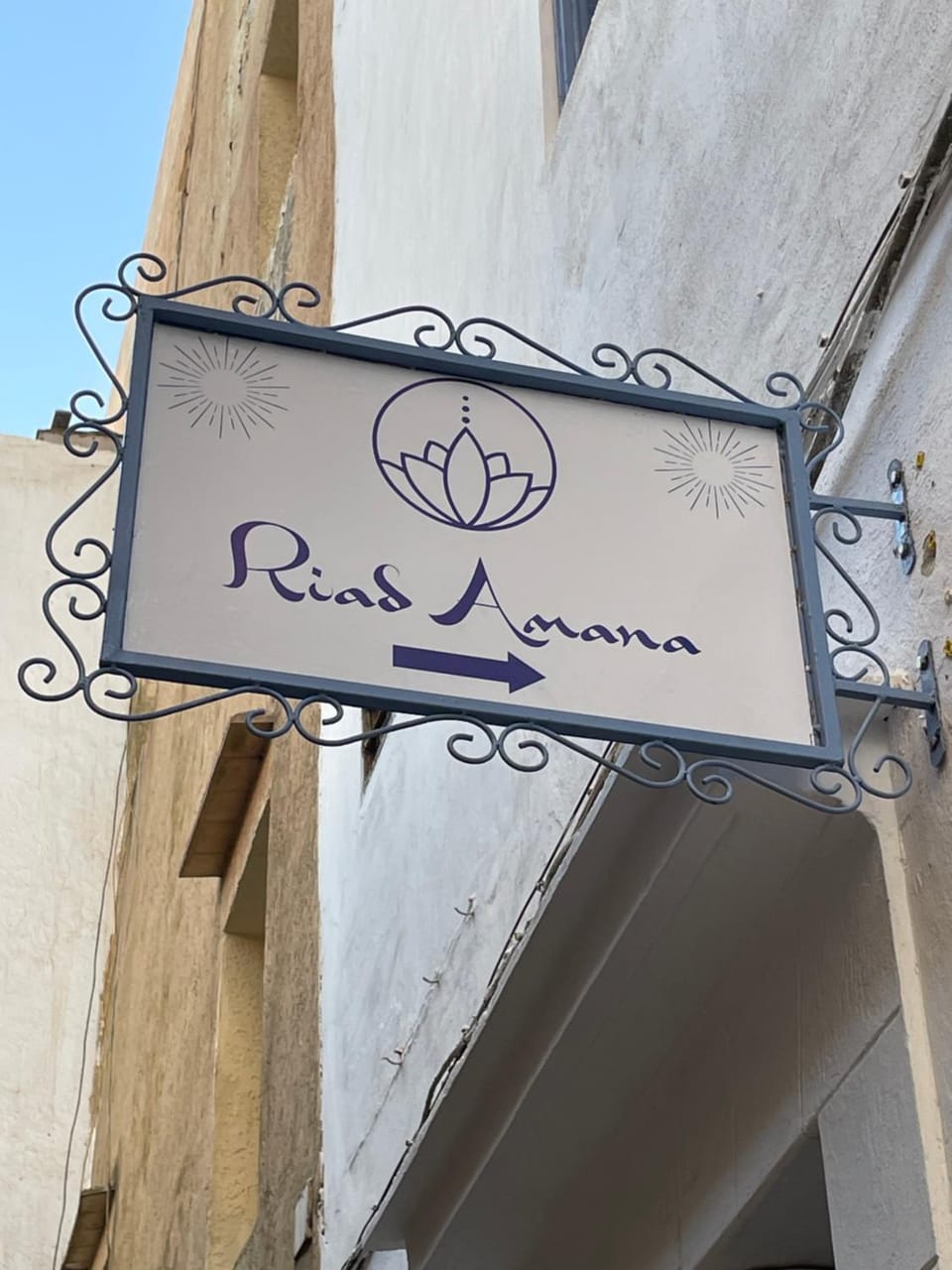 Property logo or sign