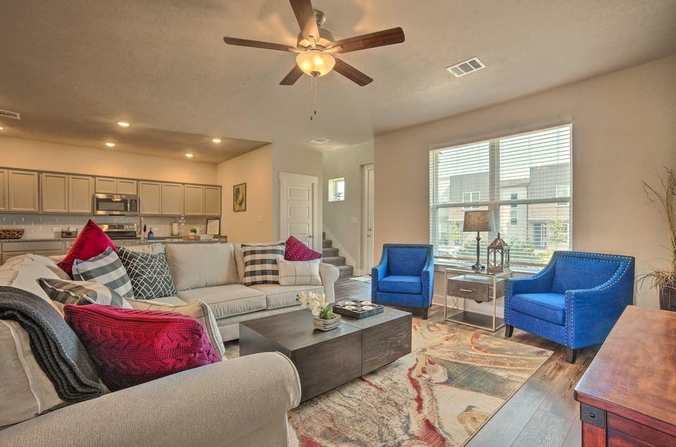 College Station Townhome w/ Furnished Patio! House in College Station