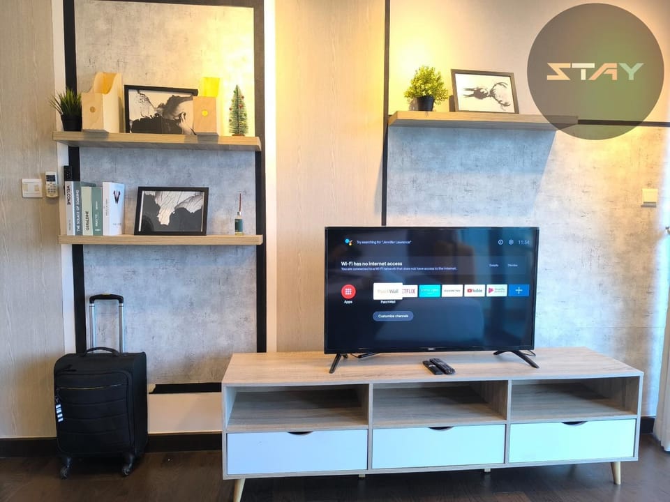 Almas Couple Relax Modern Comfort Netflix BySTAY Apartment in Johor