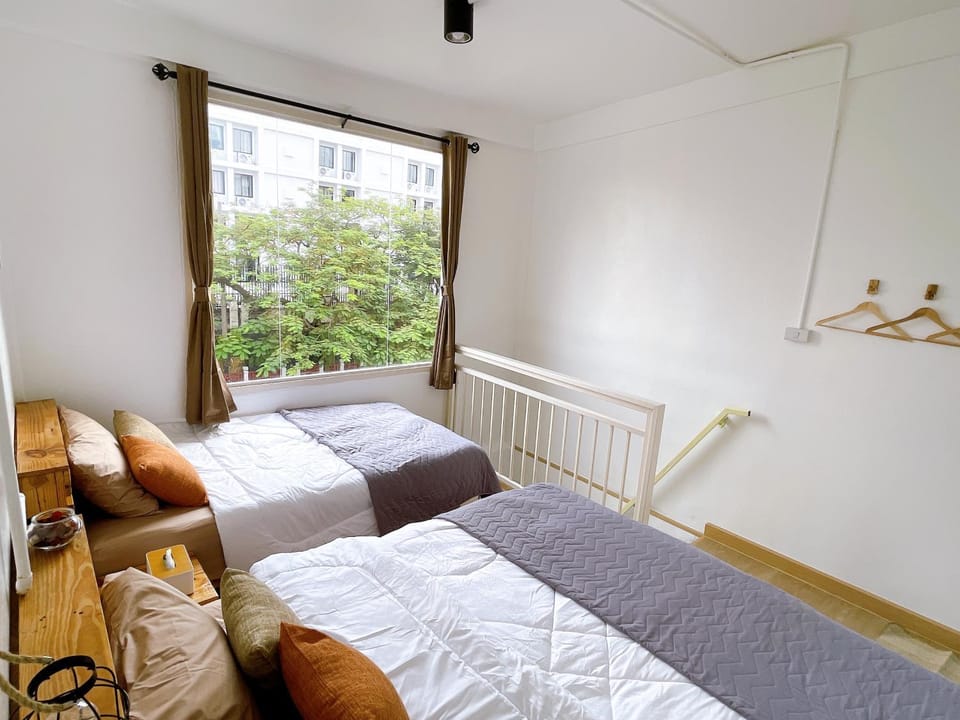 Lively and cozy canal house ,Entire house Apartment in Bangkok