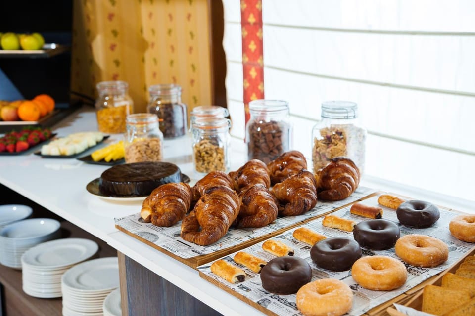 Buffet breakfast