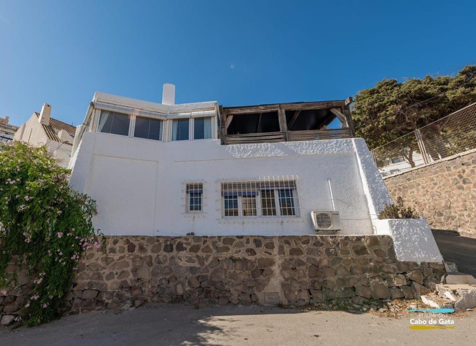 CASA ESCUELA PLAYA House in San José