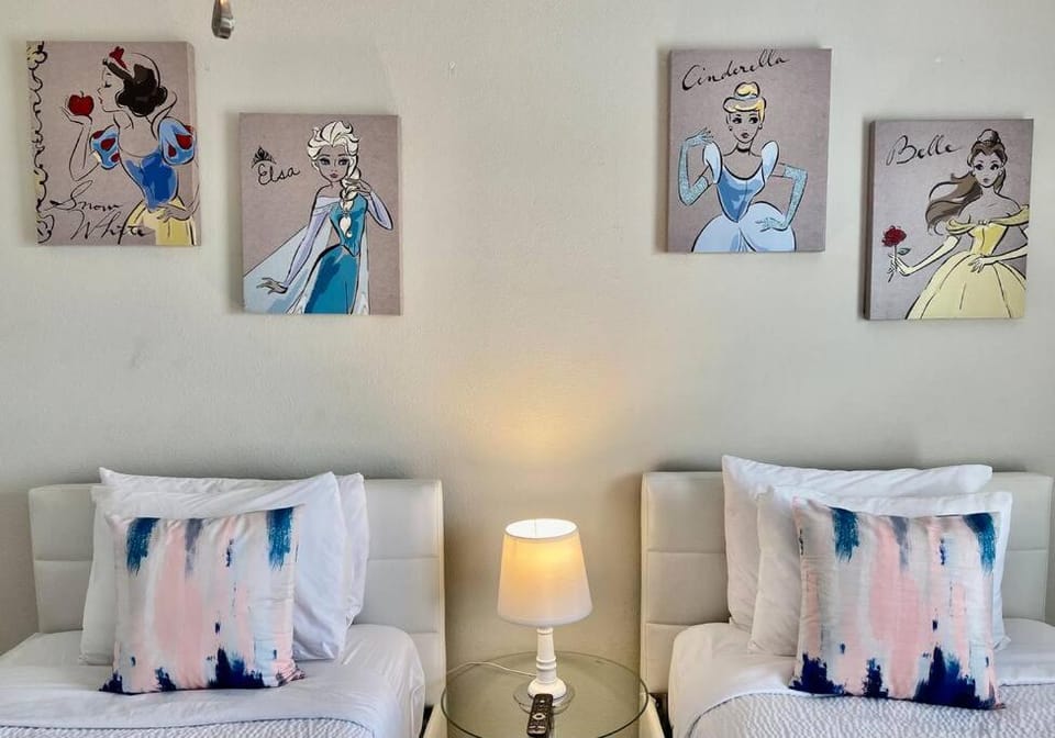 Decorative detail, Bedroom