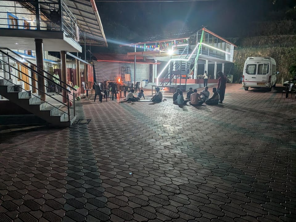 Sambrama Wood house House in Madikeri