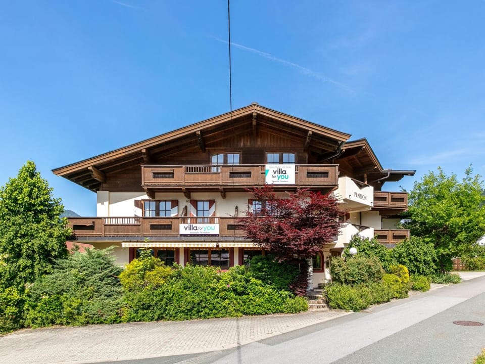 Property building, Summer