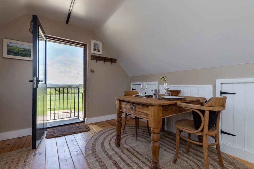 View (from property/room), View (from property/room), Dining area
